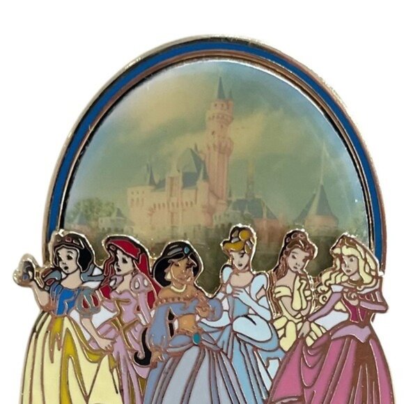 Disney Pin Disneyland's Princess Club Enamel Pin Castle Background 2003 EUC - Picture 2 of 7